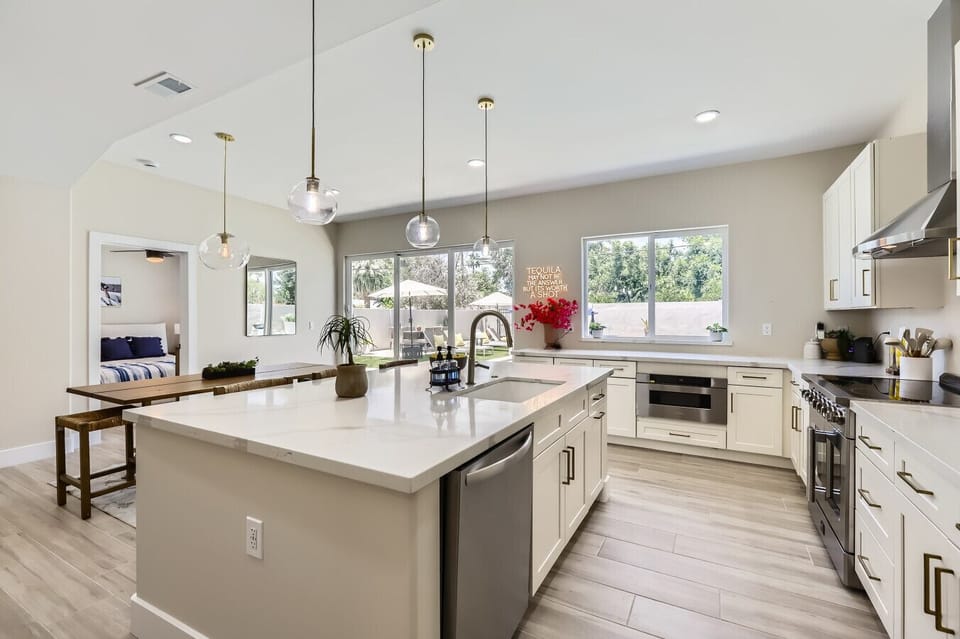 Fully equipped kitchen