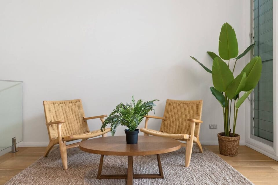 Additional seating area