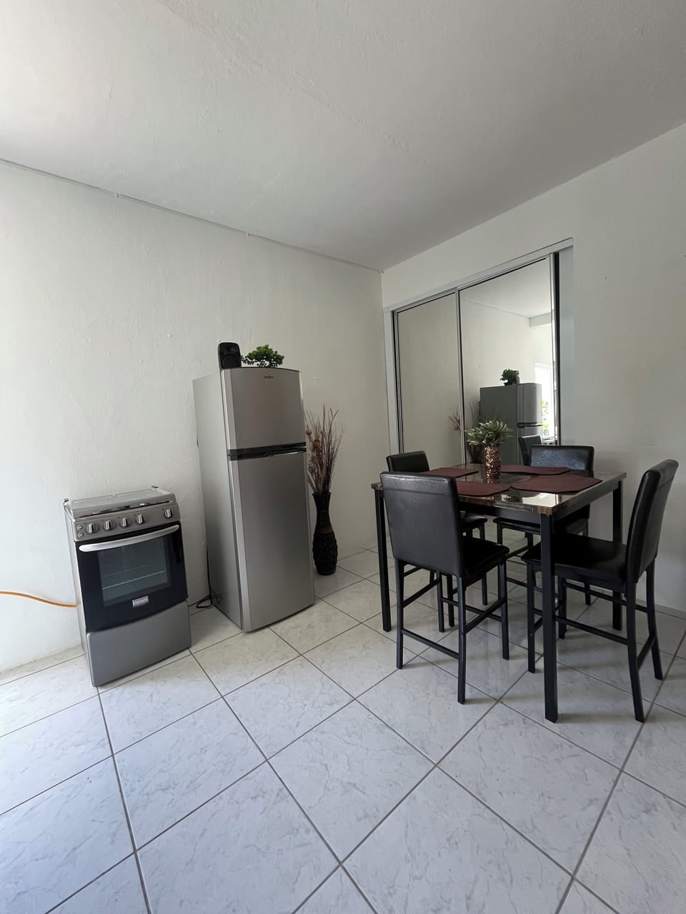 Comfort Apartment, 2 Bedrooms, Kitchen | Private kitchen