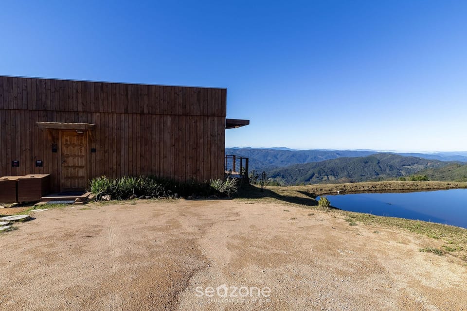 Basic Chalet | Exterior