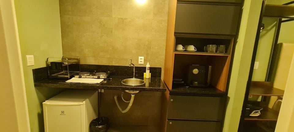 Basic Apartment | Private kitchen
