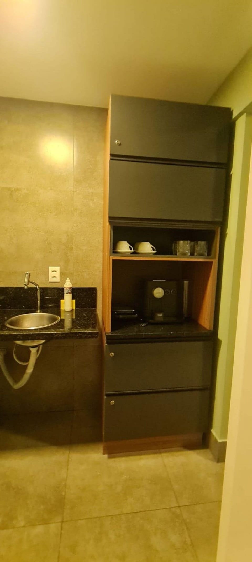 Basic Apartment | Interior