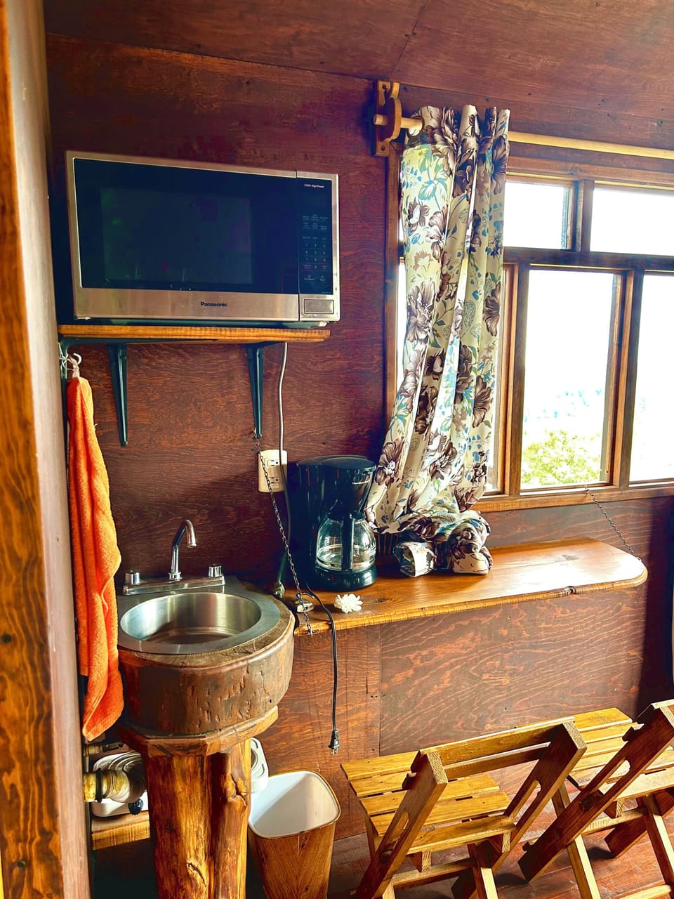 Panoramic Tree House, Mountain View | Dining room