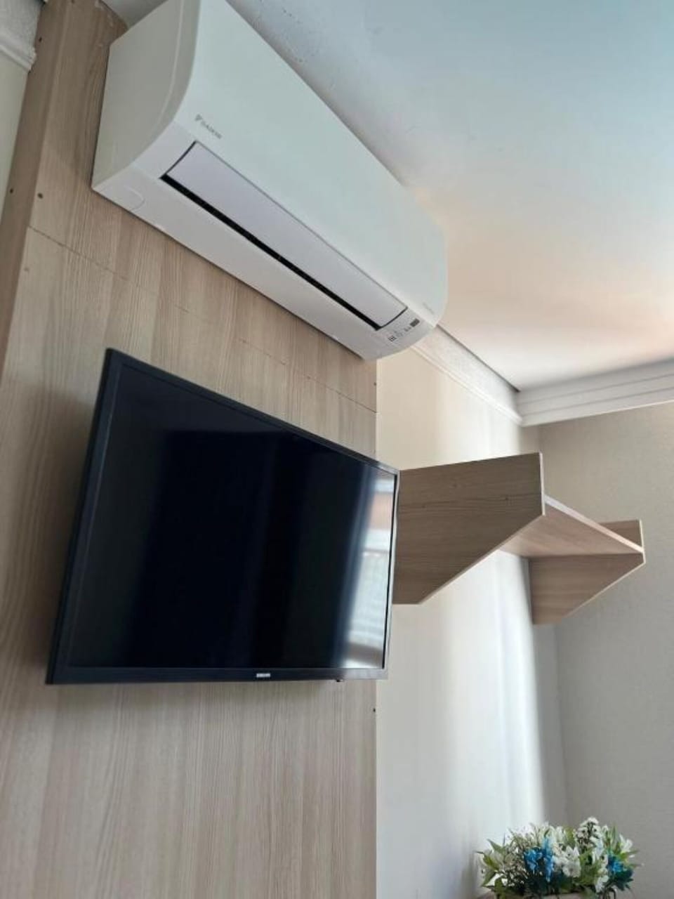 Superior Double Room | Laptop workspace, free WiFi, bed sheets