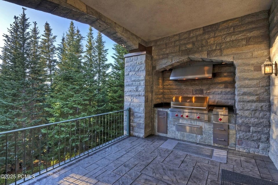 Covered Grill