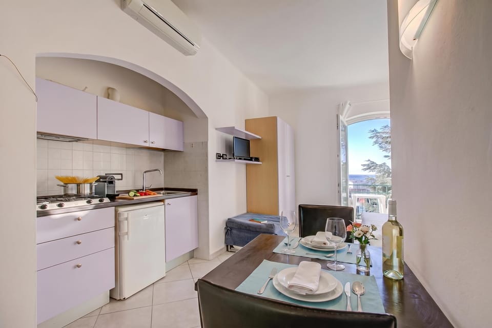 Kitchen and dining area