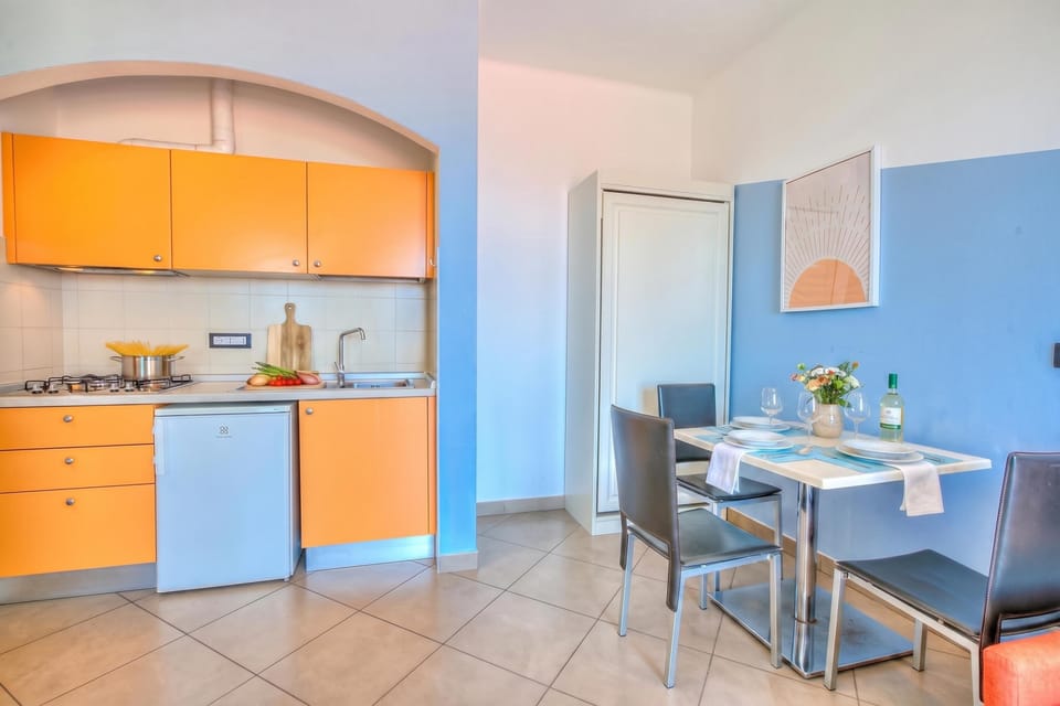 Kitchen and dining area