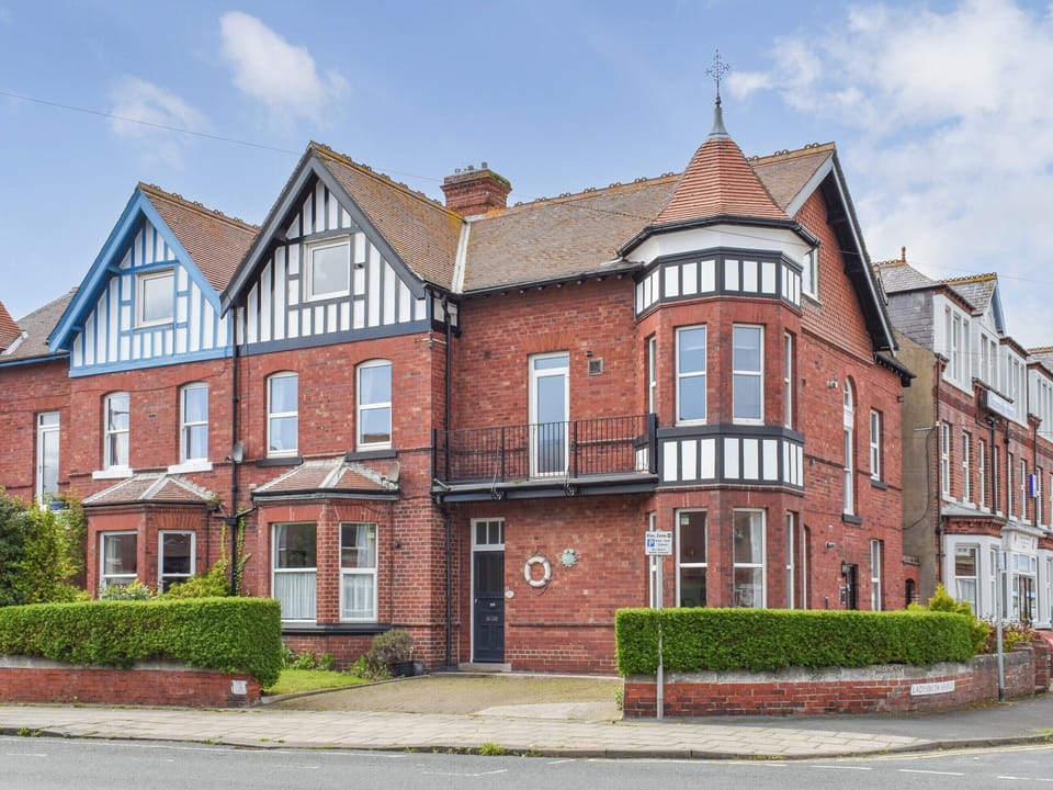Exterior | Hidden Treasure - Argyle Retreats, Whitby