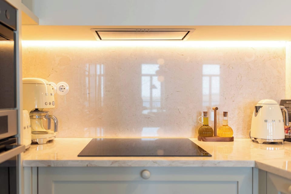 Stove and other kitchen appliances