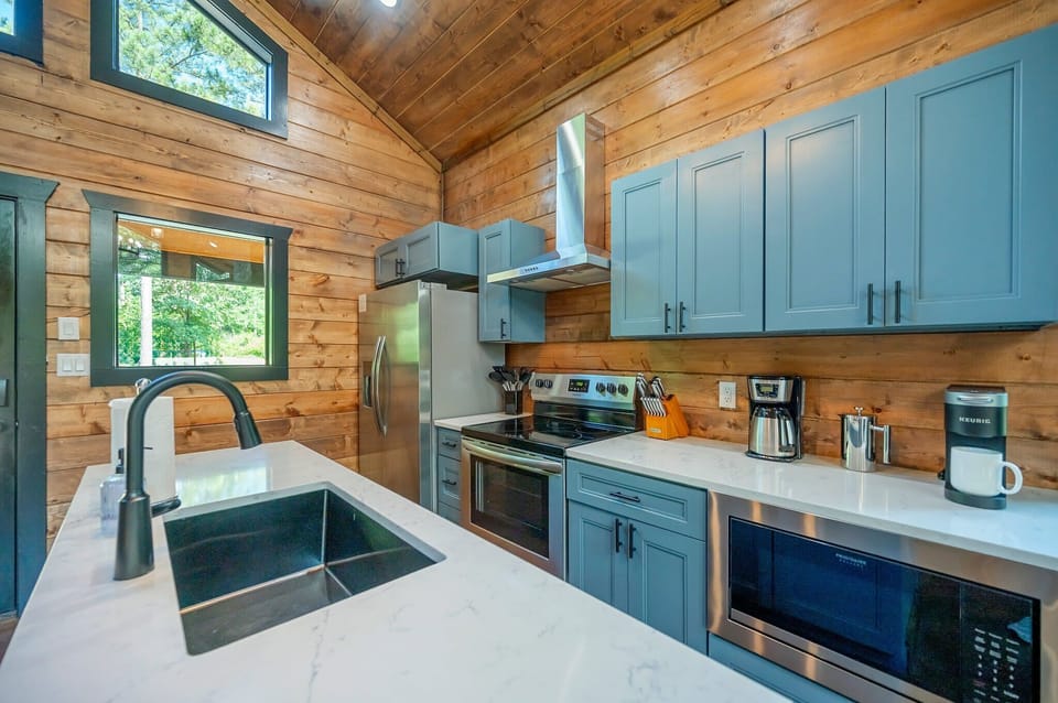  Our fully stocked kitchen has everything you need — from high-end appliances to all the essentials — perfect for cooking up delicious meals during your stay.