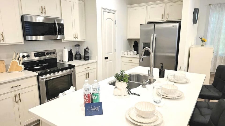 Modern Open Kitchen - Where Every Moment Feels Special