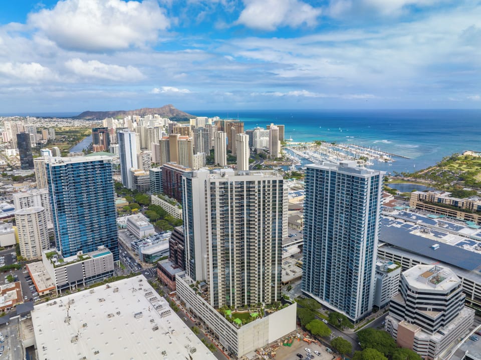 Oahu is calling!