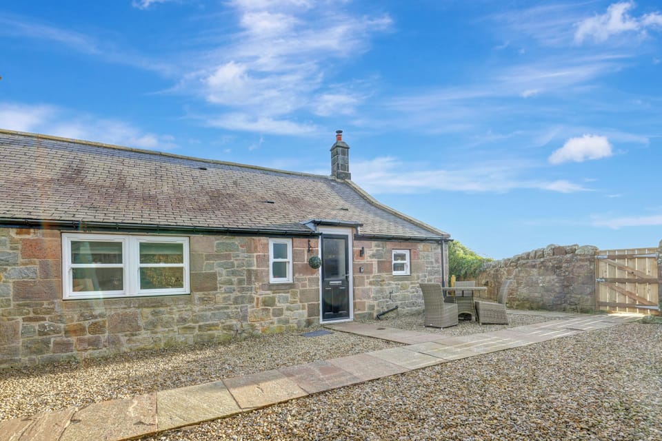 thats my front door (round the back) 