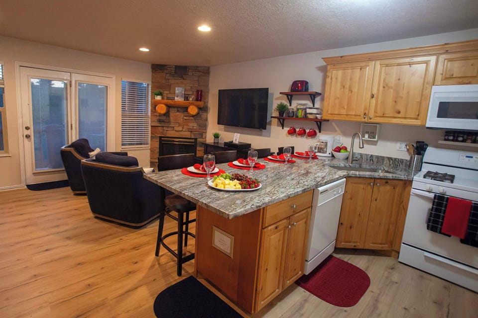 Fully stocked kitchen 