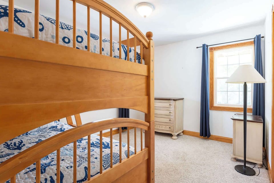 Mid level: Bunk Bedroom