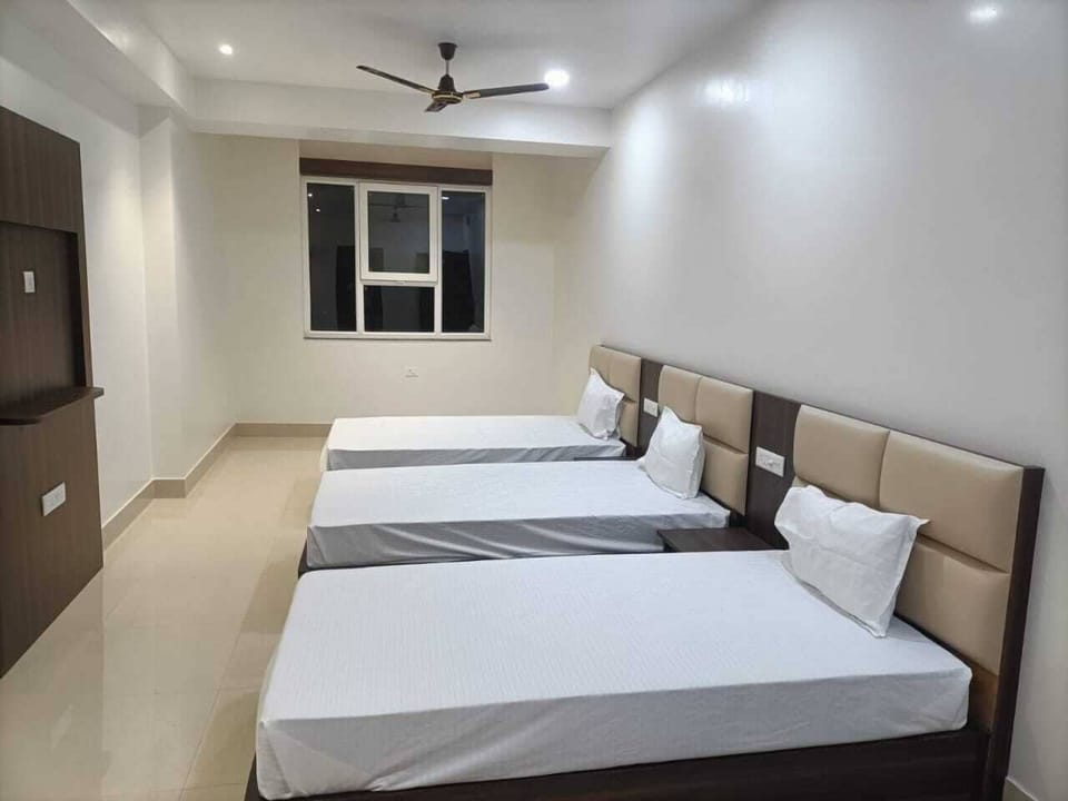 Family Double Room | Free WiFi
