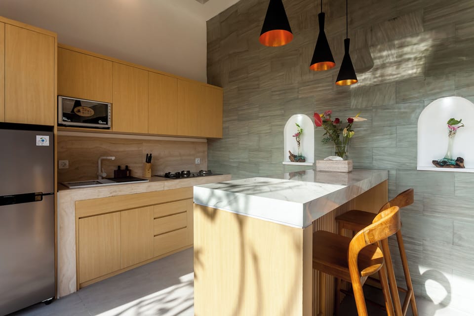 Deluxe Villa, 1 King Bed, Private Pool, Garden View | Private kitchen
