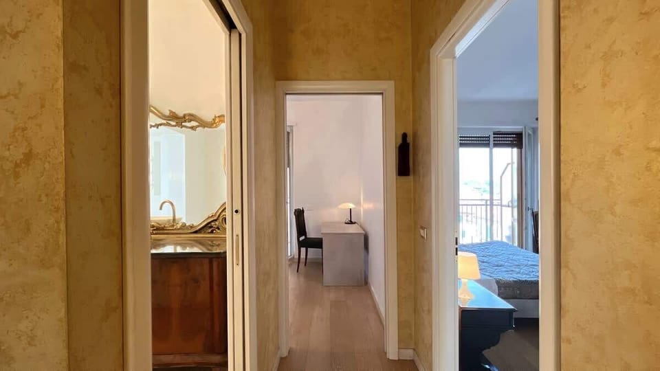 Corridor connecting the rooms