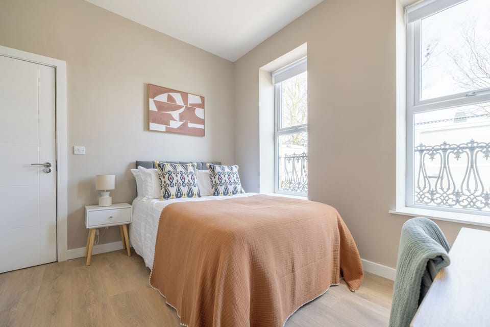 d0447516-9a8a-483a-ba26-a084c06b0d40