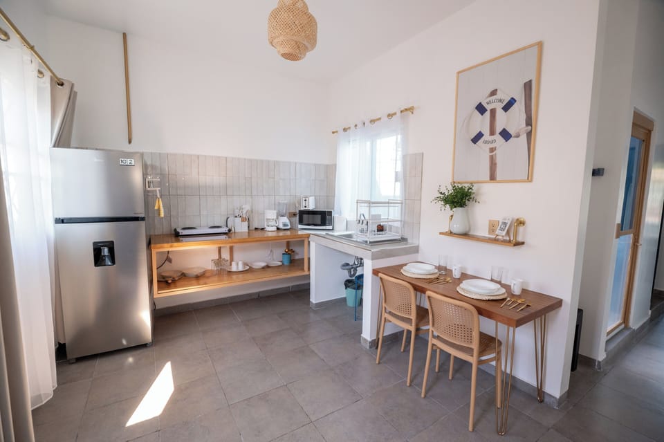 Traditional Apartment, Balcony | Private kitchen | Coffee/tea maker, toaster, blender, griddle