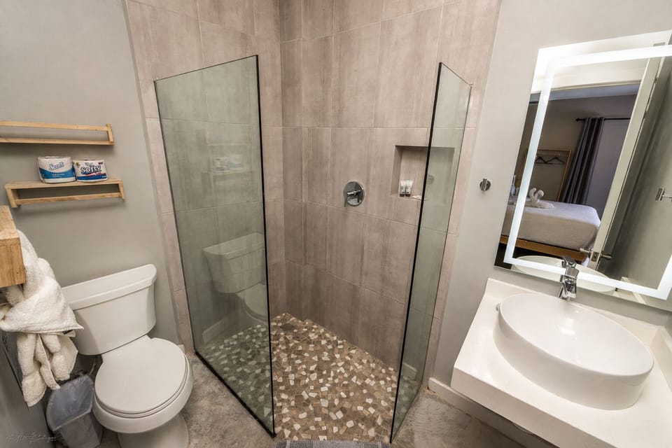 Deluxe Double Room, 1 Queen Bed, Balcony | Bathroom | Shower, free toiletries, towels, soap