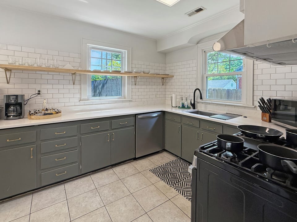 Fully stocked kitchen, but we'd love to recommend our favorite local places!