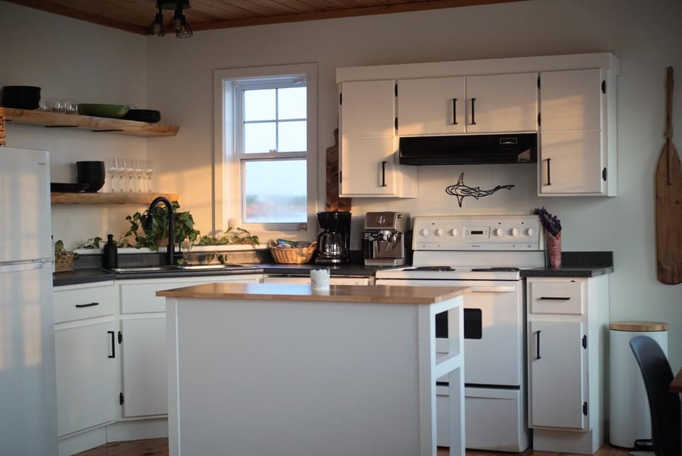Fully equipped kitchen. Celiac safe option available. Message us to learn more.