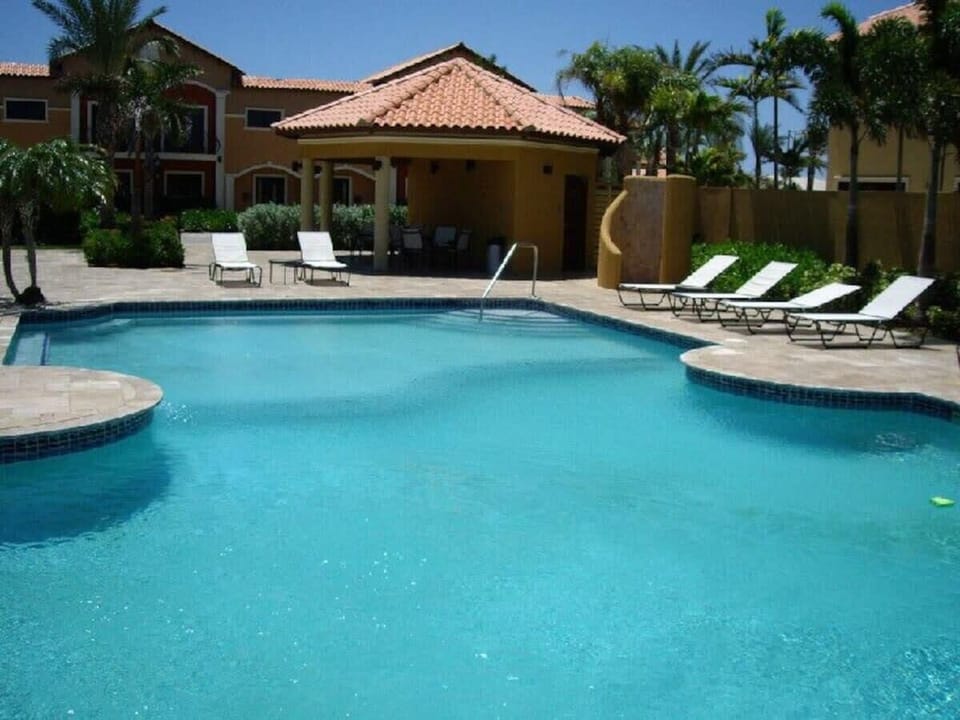 MAIN POOL