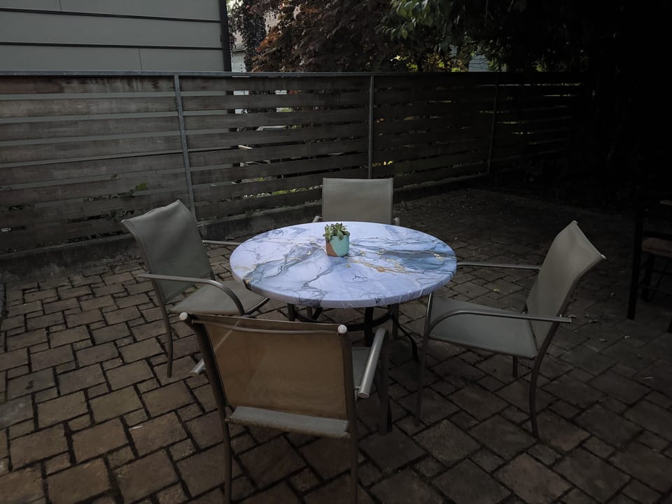 Outdoor dining
