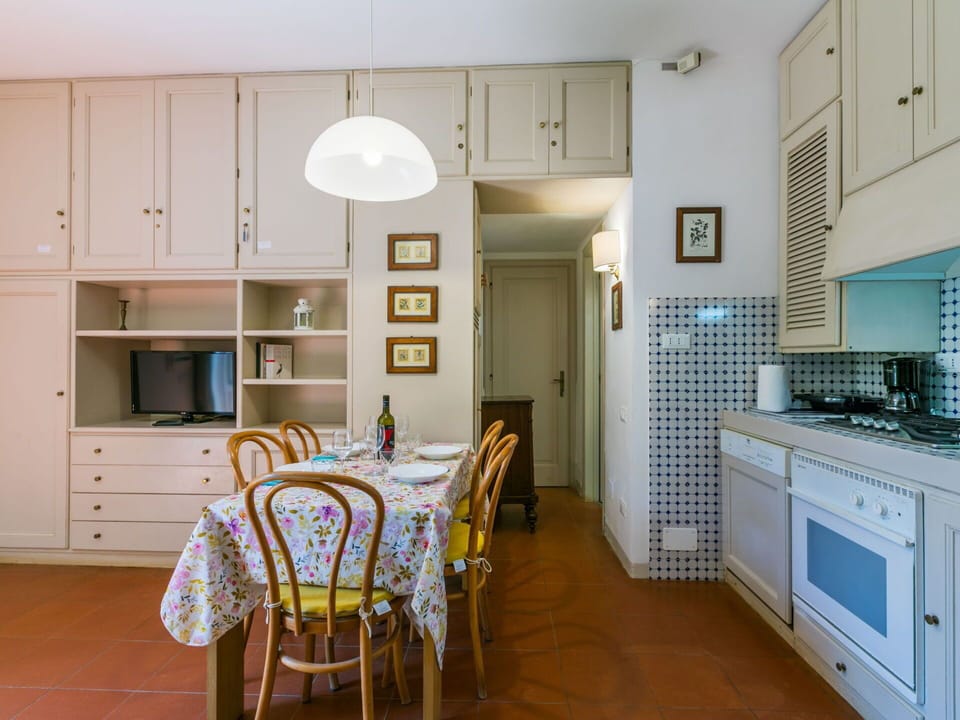 Interior Design, Furniture, Flooring, Kitchen, Ceiling, Wood, Floor, Kitchen Appliance, Cabinetry, Countertop