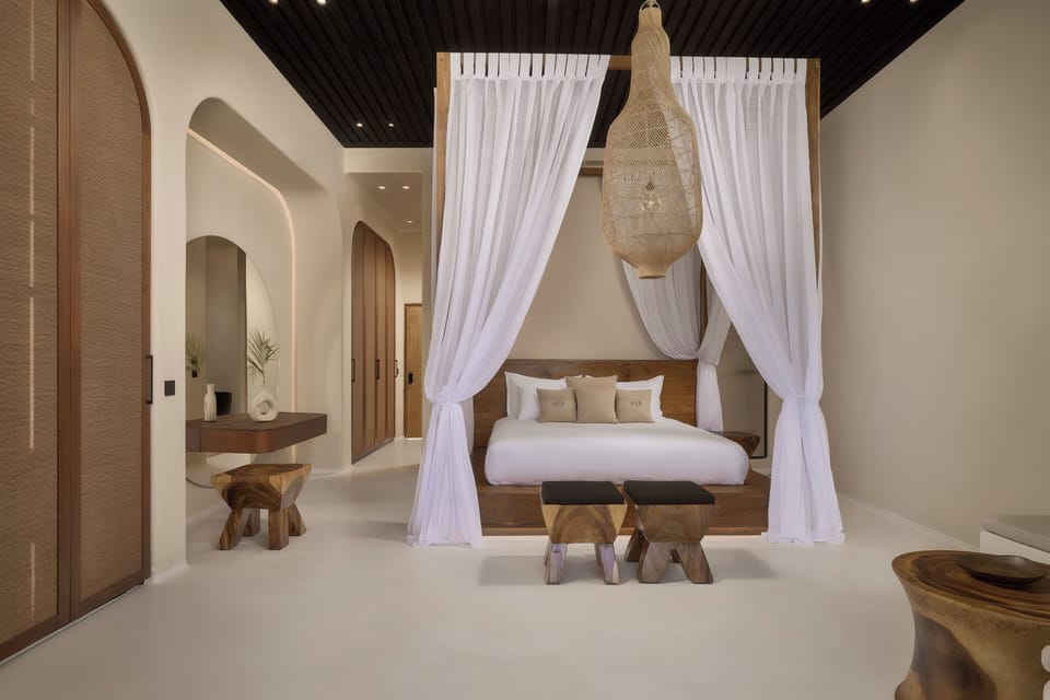 Grande Suite with Plunge Pool | Free minibar, in-room safe, blackout drapes, free WiFi