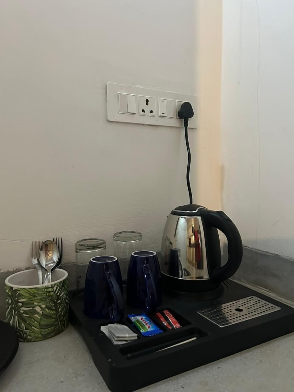 Deluxe Cottage, Balcony, Pool View | Desk, free WiFi