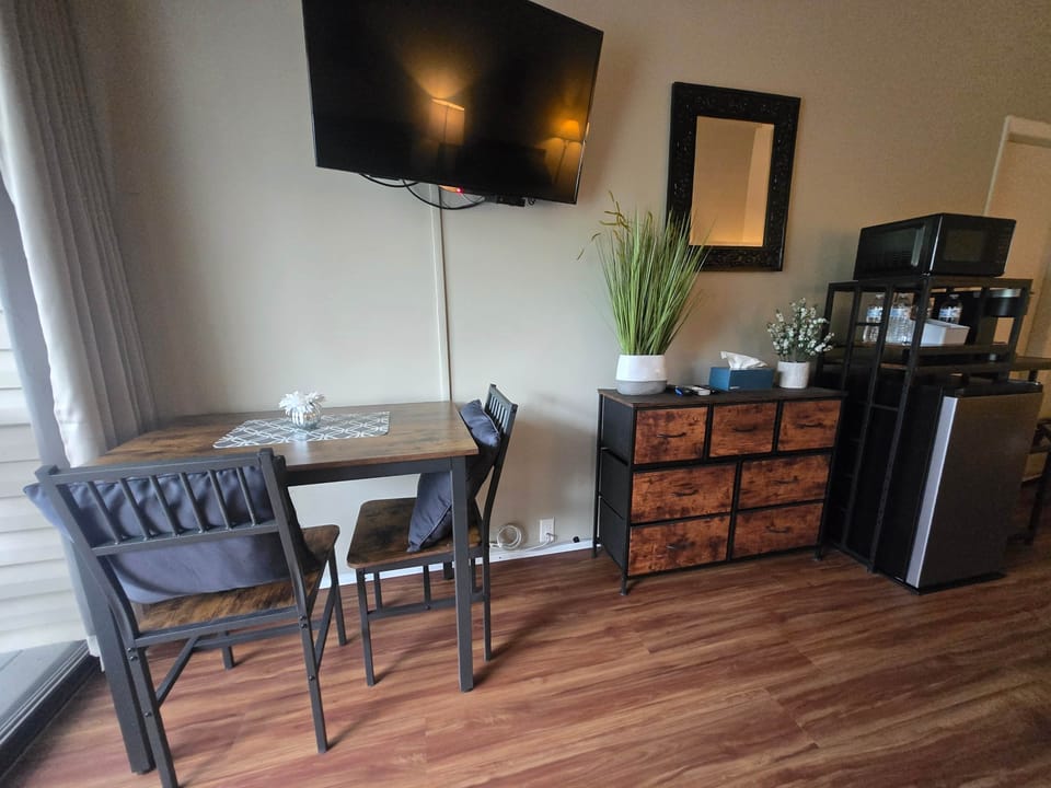 Table, tv, and dresser
