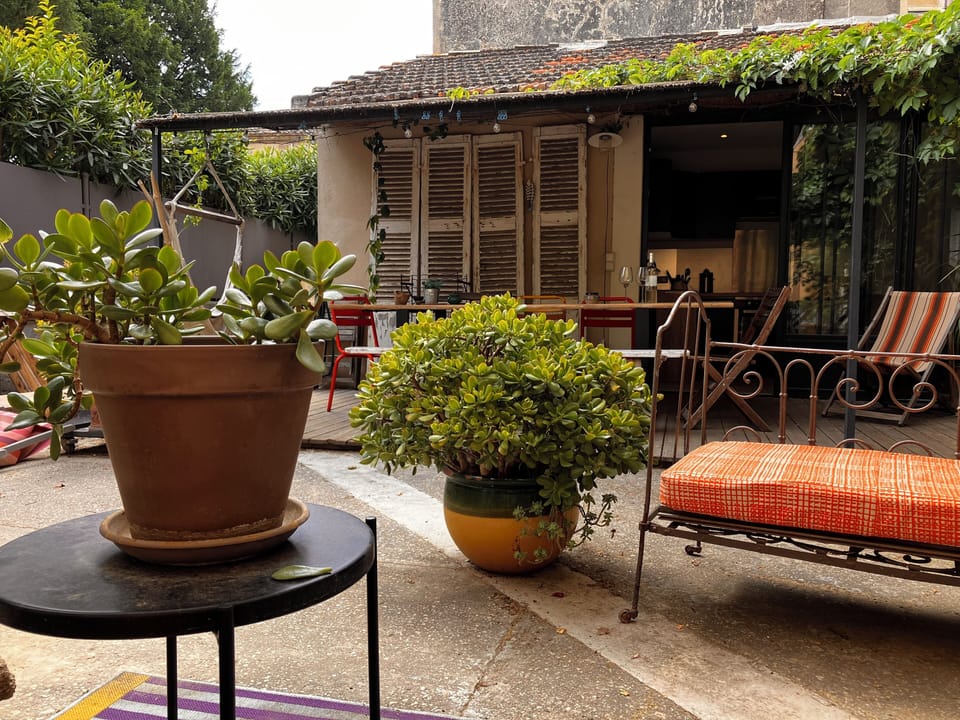 Outdoor dining