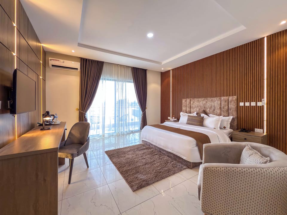 Deluxe Room, Balcony, Pool View | Laptop workspace, free WiFi, bed sheets