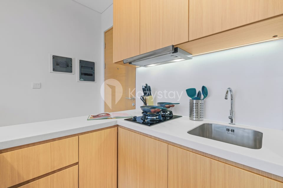 Apartment, 1 Bedroom, City View | Private kitchen | Full-size fridge, microwave, stovetop, rice cooker