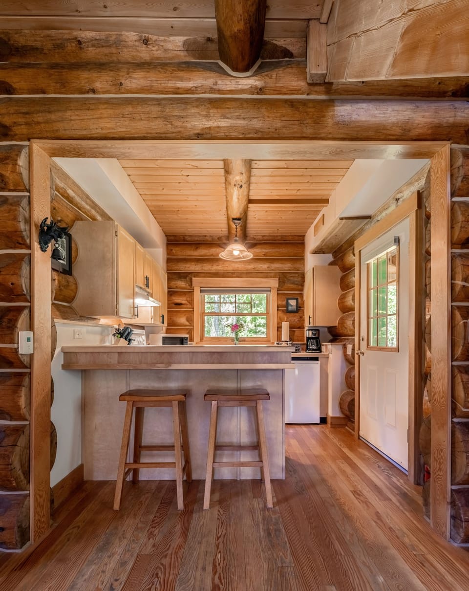 Columbia Cabin | Private kitchen | Coffee/tea maker, shared fridge, electric kettle