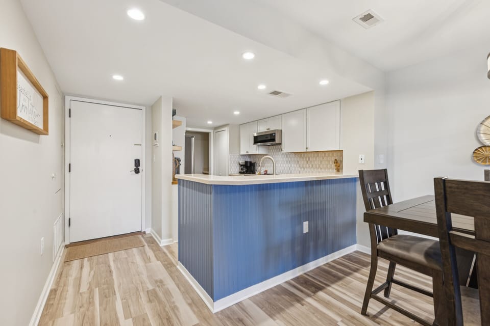 Entryway - Warm Welcome