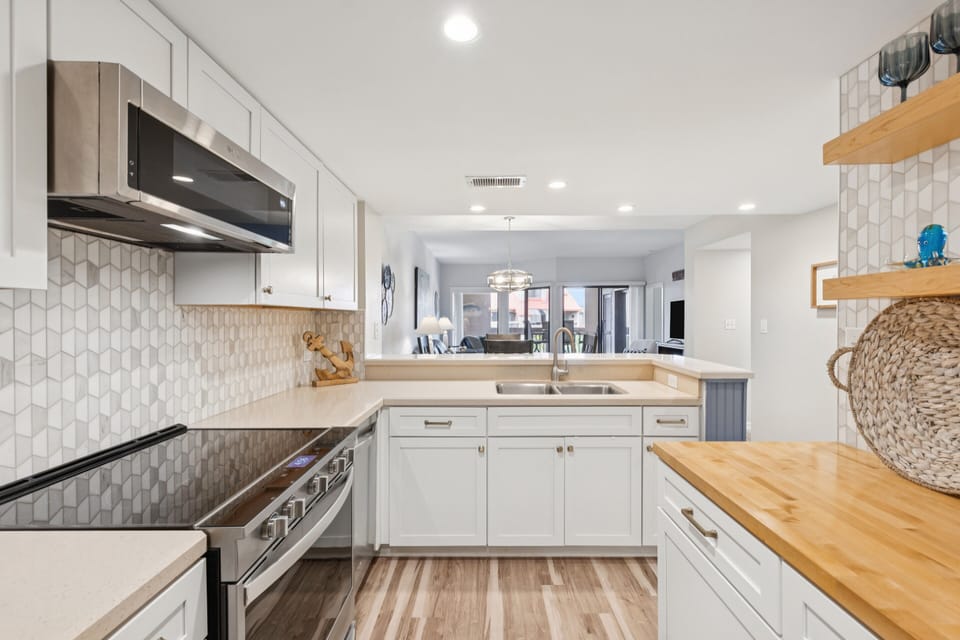 Modern Scandinavian Style Kitchen with Everything You May Need