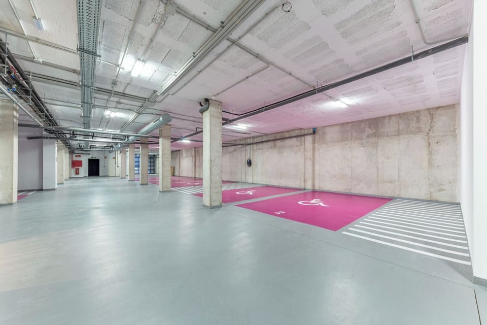 Self parking (EUR 18 per night)