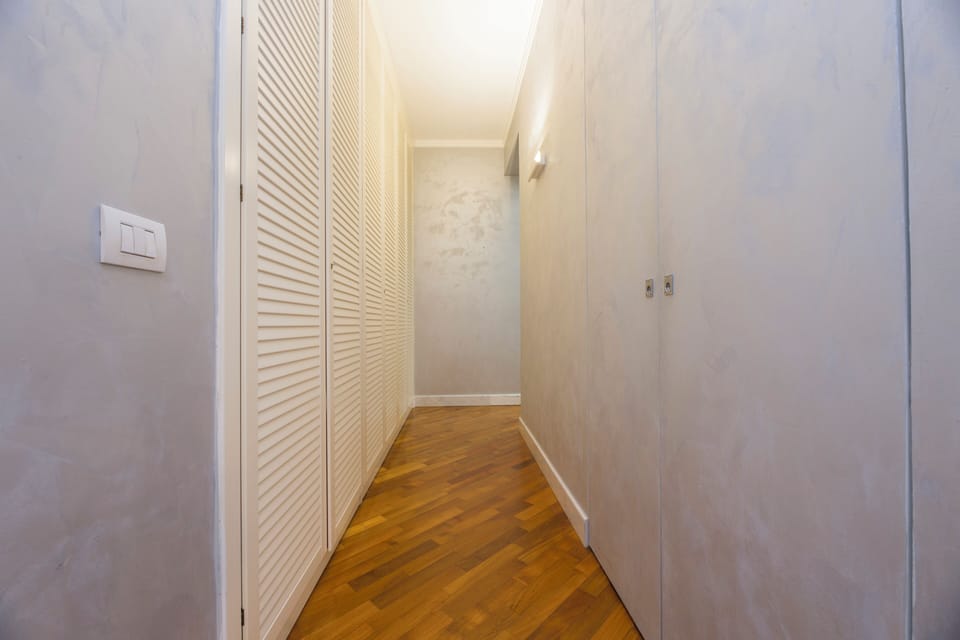 Apartment, 2 Bedrooms, Balcony, Courtyard View | Laundry