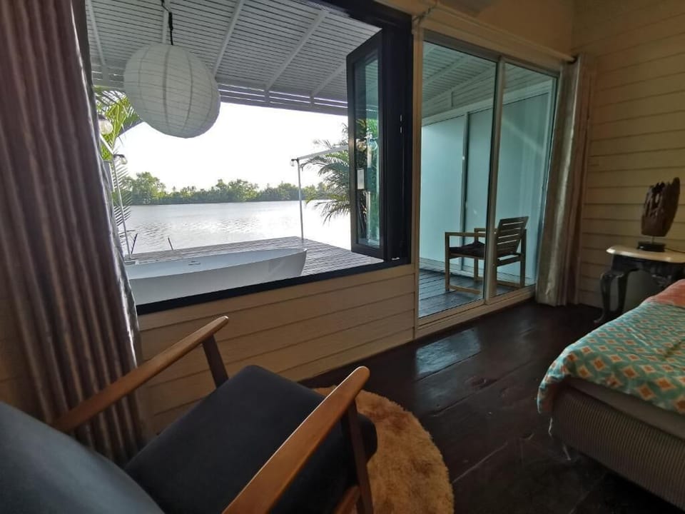 Deluxe Suite, River View | WiFi (free)