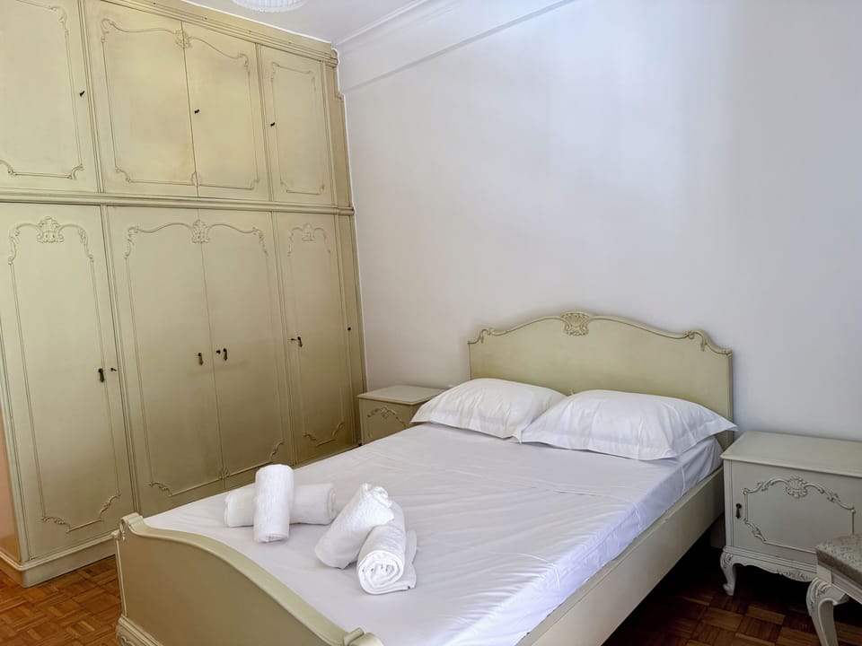 Apartment, Balcony | Iron/ironing board, free WiFi, bed sheets