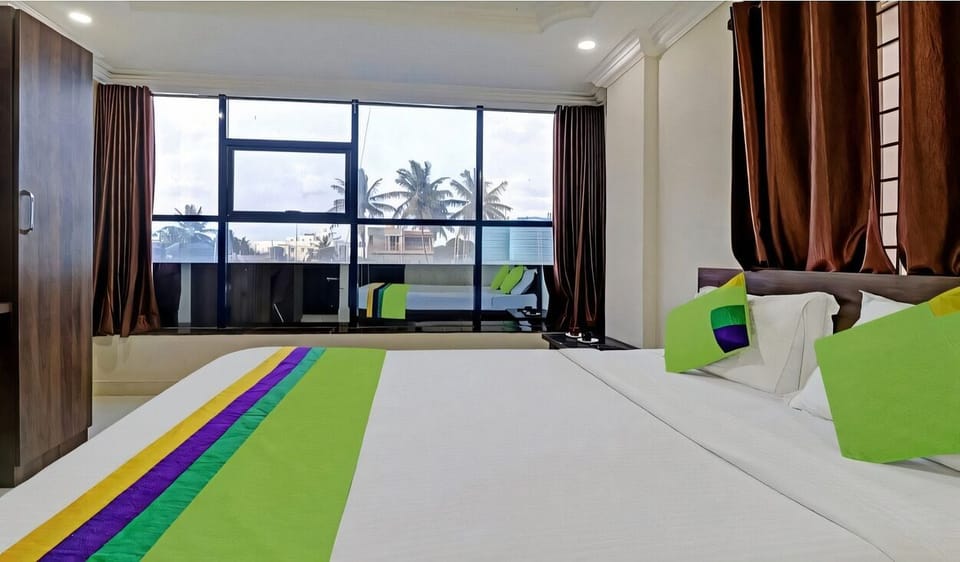 Deluxe Room | Free WiFi, bed sheets