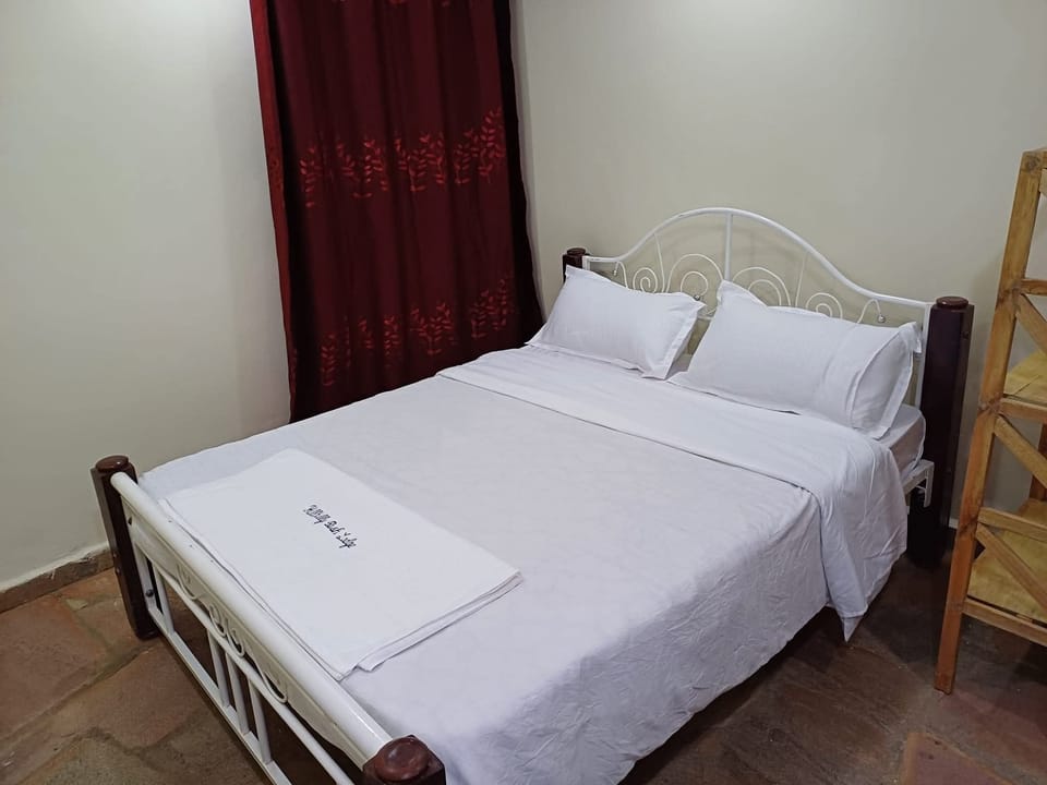 Double Room, Hill View | Blackout drapes