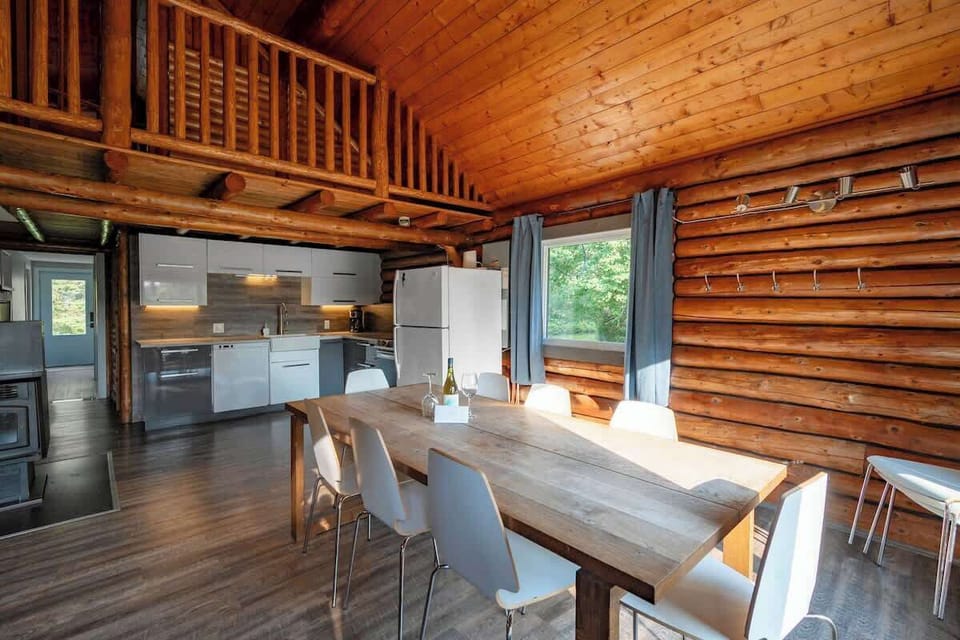 Dining area with modern furniture, great for group meals.