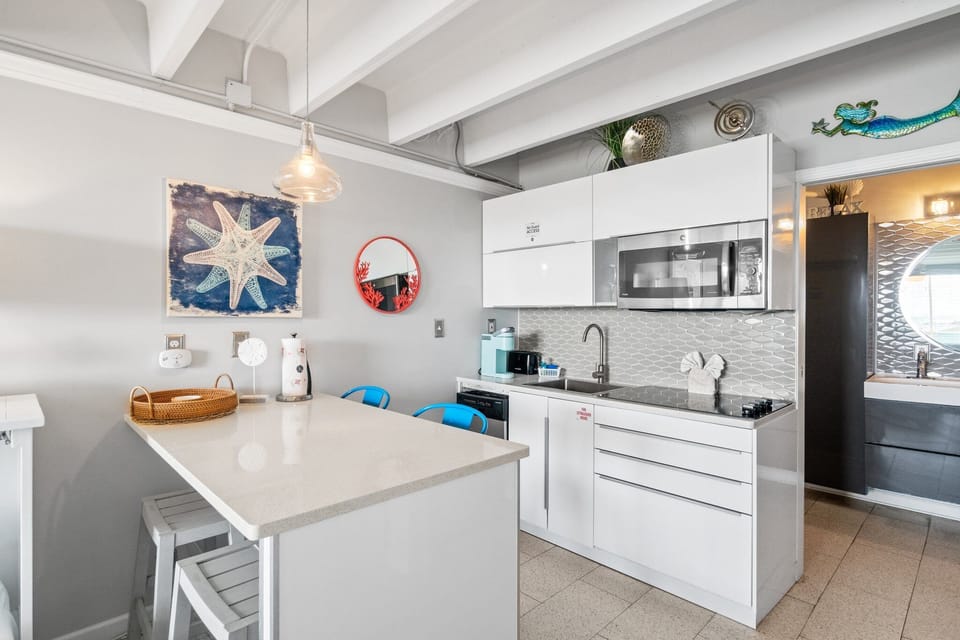 Kitchenette
