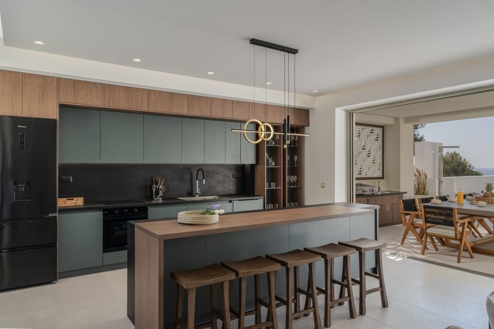House | 6 bedrooms, soundproofing