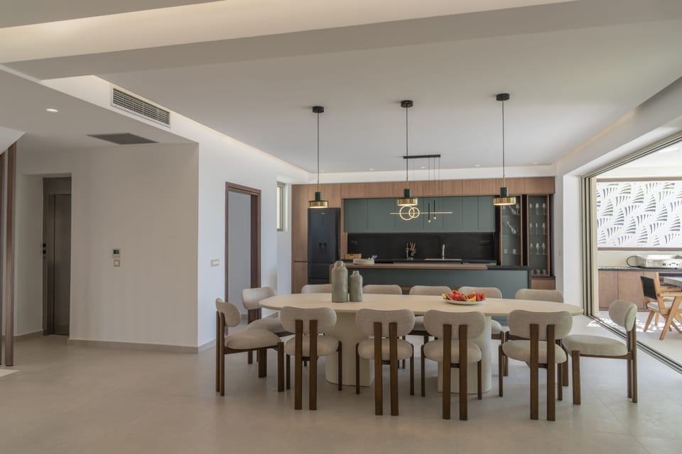 House | 6 bedrooms, soundproofing