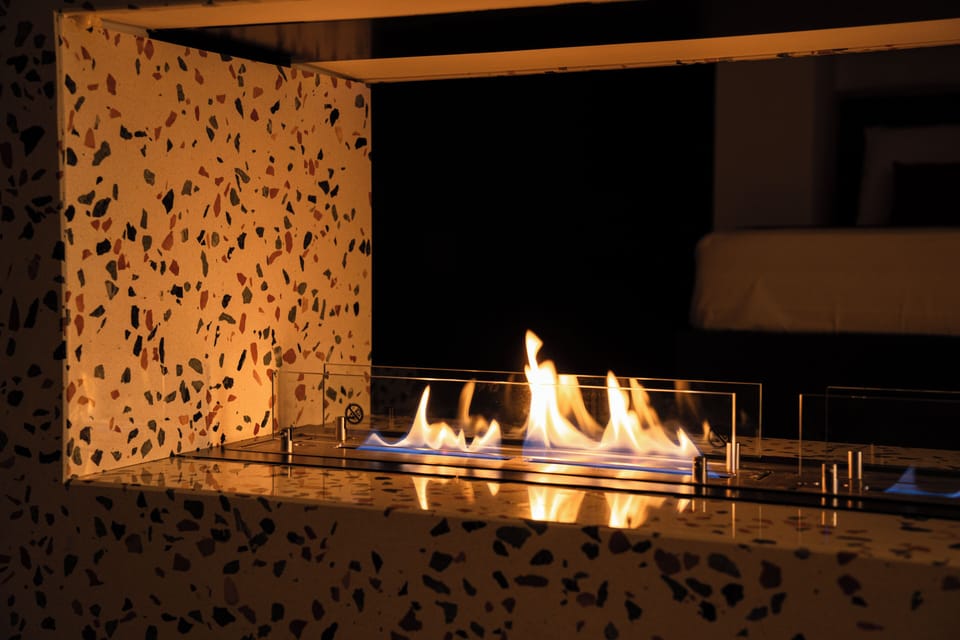 Family Suite, Mountain View | Minibar, desk, laptop workspace, blackout drapes